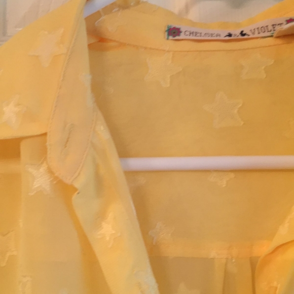 Chelsea & Violet Blouse - Picture 2 of 4